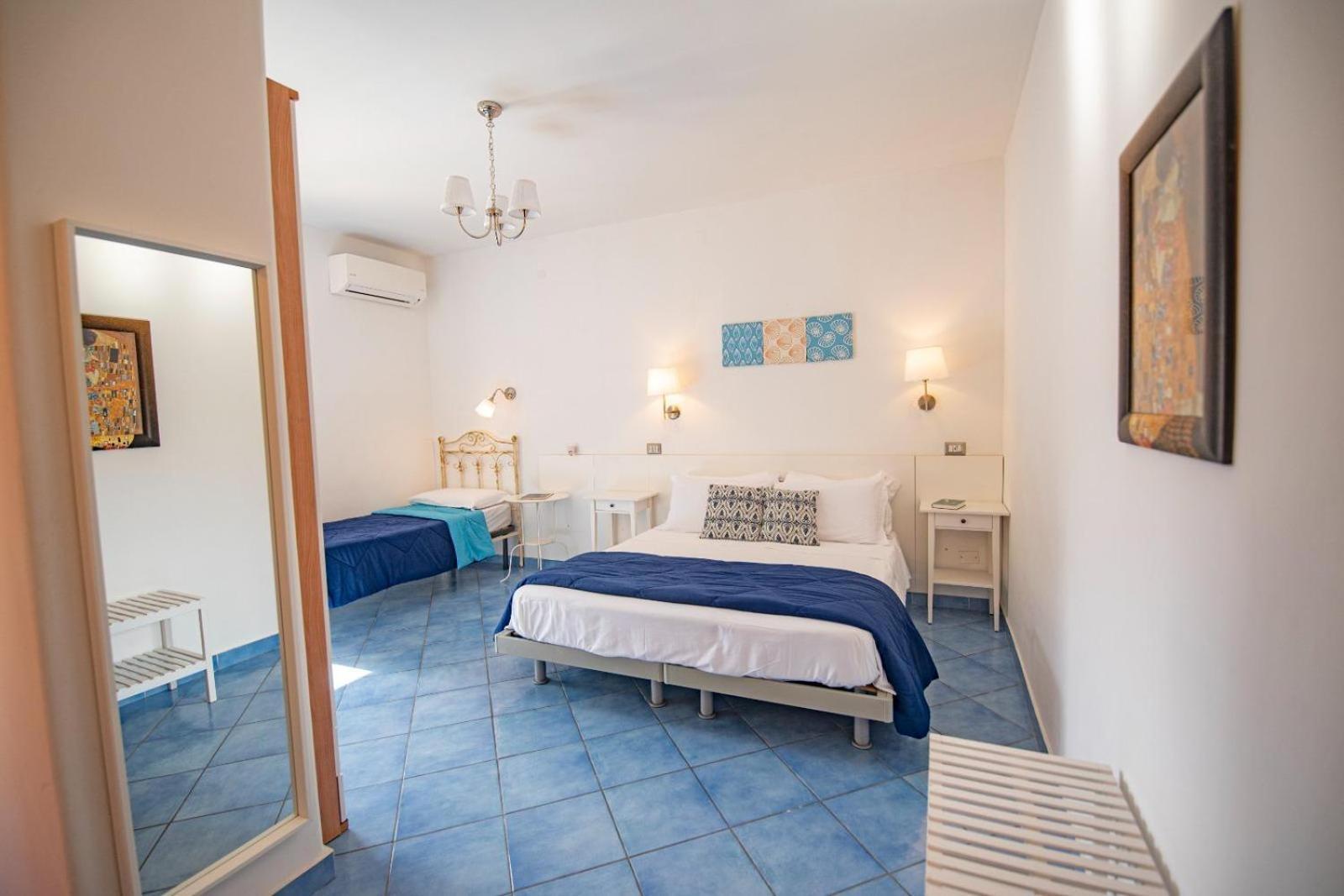 Sonnino B&B 프로치다 객실 사진