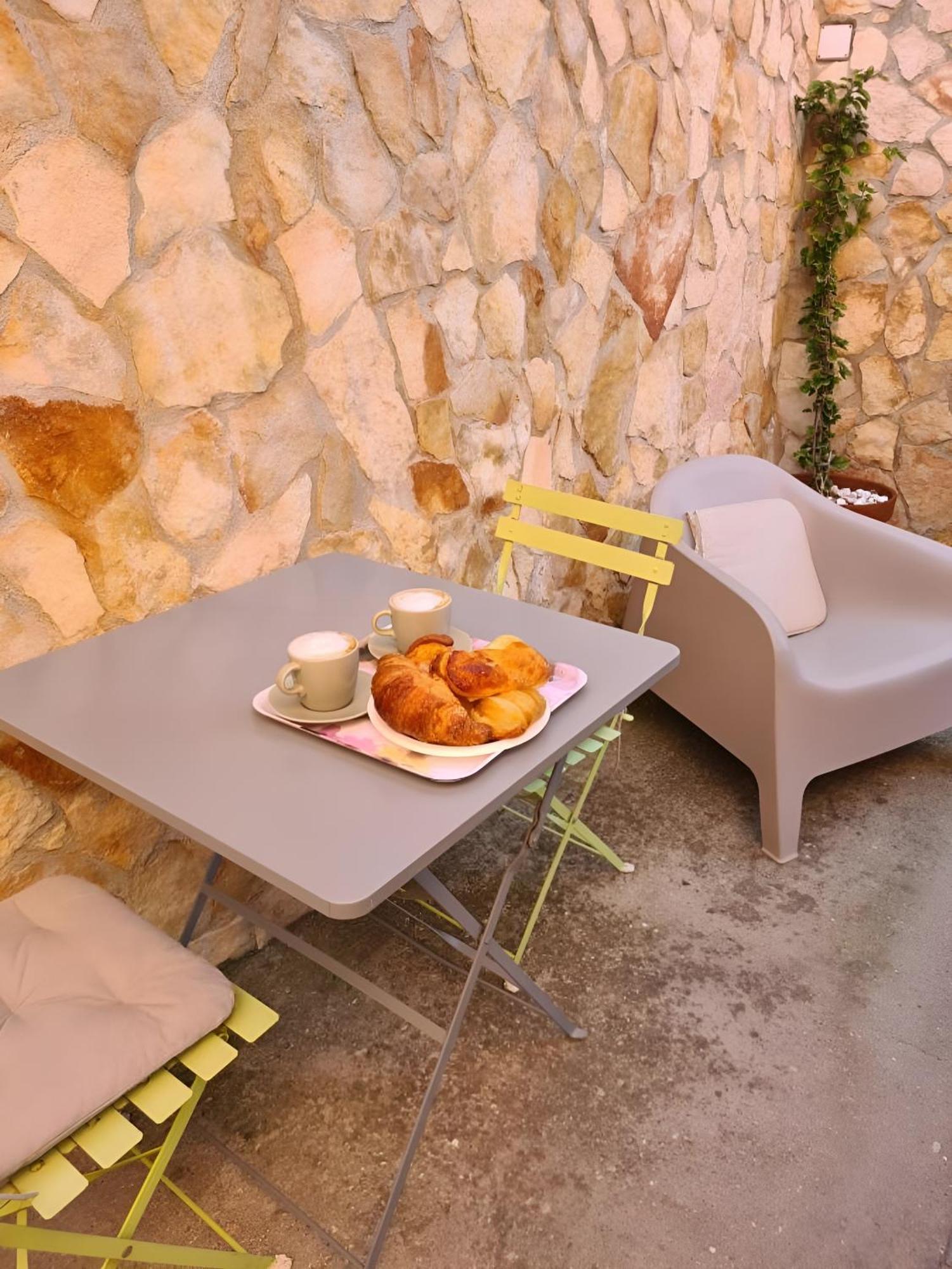 Sonnino B&B 프로치다 객실 사진